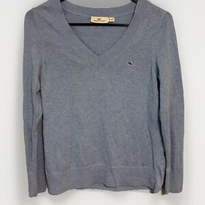 Vineyard Vines light blue  V-Neck Sweater